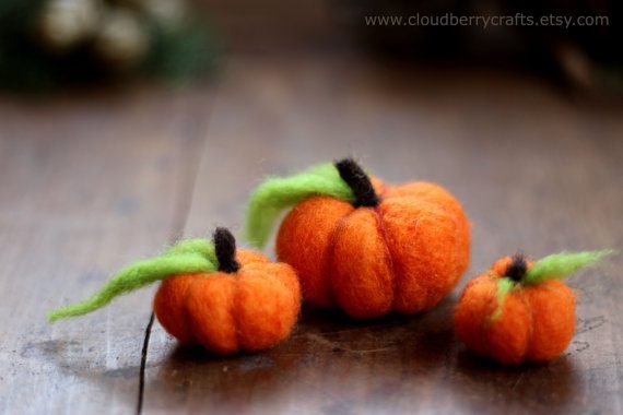 Needle felted pumpkins by CloudBerryCrafts on Etsy