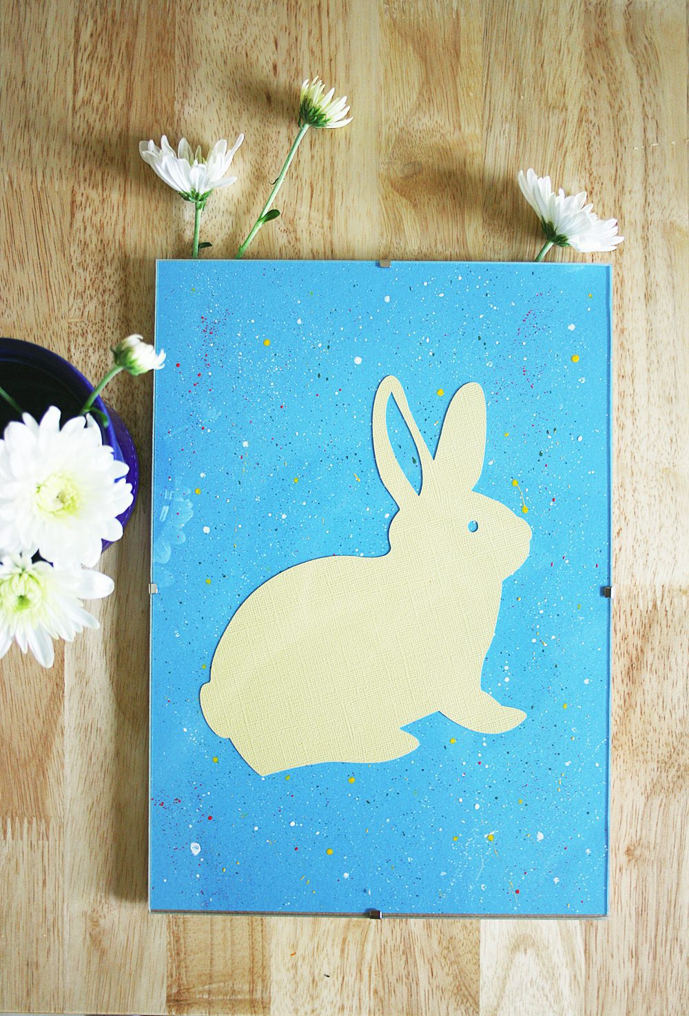 Rabbit splatter wall art tutorial | Crafting Fingers