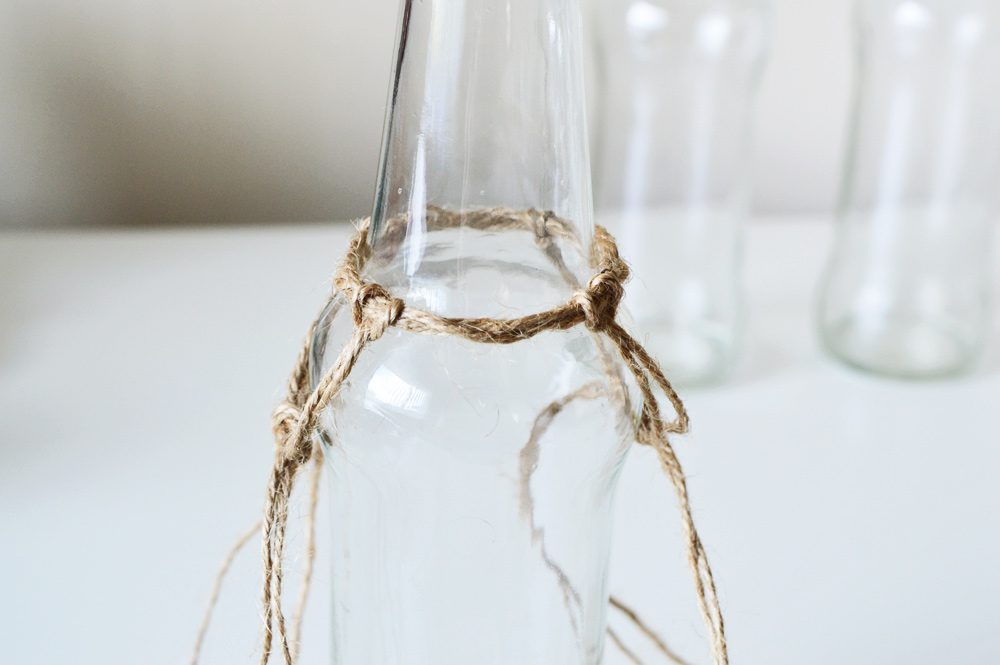 Knotted macrame bottle vases #DIY #macrame 