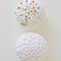 DIY crochet pincushion