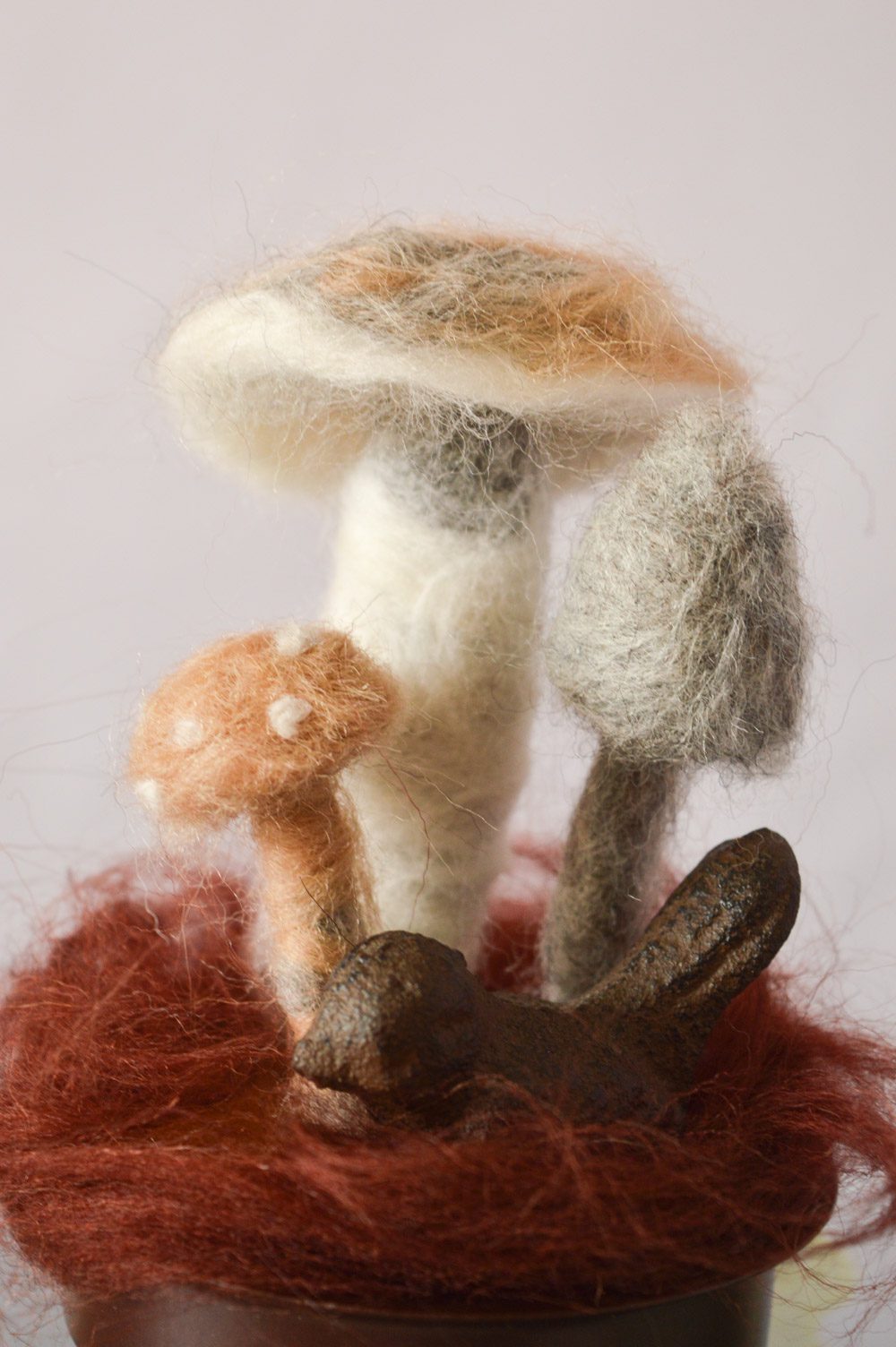 Anna-Simmonds-Felted Mushrooms-14